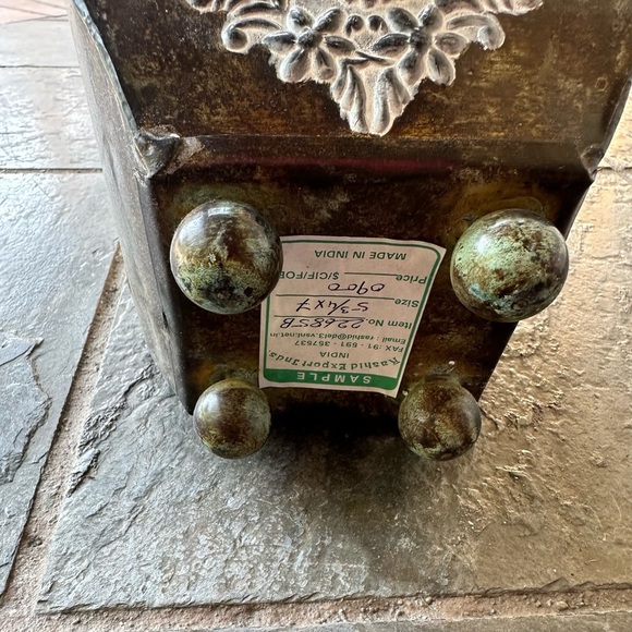 Brass Ornate Decorative Planter Vintage - Picture 7 of 7